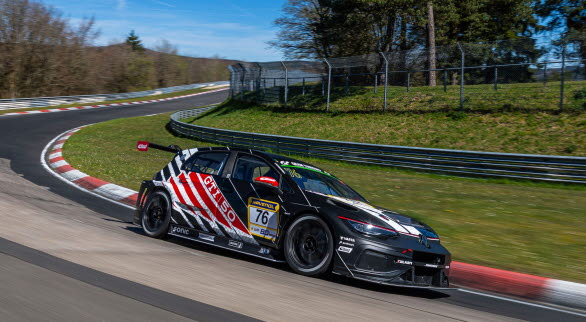 Svenske Johan Kristoffersson är en av förarna som ska ratta Golf GTI Clubsport 24 h under 24-timmarsloppet.