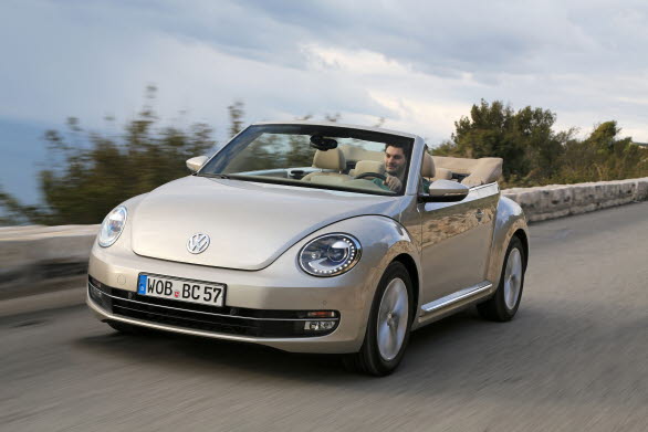 Nya Beetle Cabriolet lanseras i Sverige i mitten av april, men är redan nu prissatt och beställningsbar. Den som beställer sitt exemplar idag kan räkna med leverans till sommaren. 