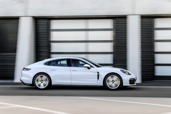 Nya Porsche Panamera 4S E-Hybrid