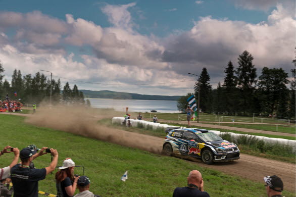 Jari-Matti Latvala kämpade och det lönade sig.