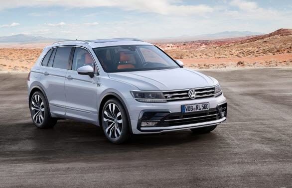 Även nya Tiguan erbjuds med designpaketet R-Line.  