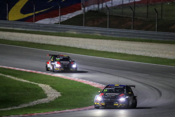 Johan Kristoffersson avslutade sin WTCR-säsong i Malaysia och en total femteplats.