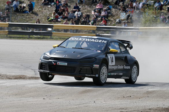 Rallycross-premiären var lyckad för Johan Kristoffersson och Volkswagen Dealer Team KMS.