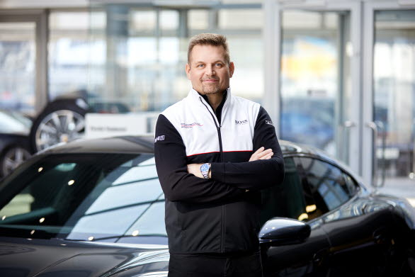 “Having the reigning Indy 500 champion in the starting grid during the season finale of the Porsche Carrera Cup Scandinavia is of course quite unique,” says Raine Wermelin, Director, Porsche Sweden.