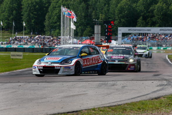 Efter en strulig säsong vill Nicklas Oscarsson visa vad han går för. Farten finns!