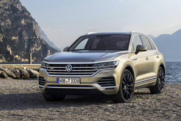 Touareg V8 TDI har en effekt på 421 hk och ett vridmoment på 900 Nm.