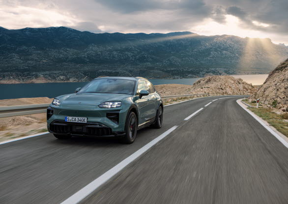 Porsche Cayenne Turbo Electric