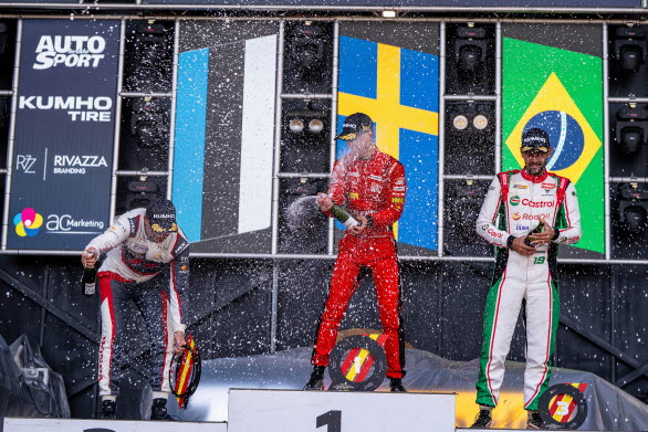 Viktor Andersson har radat upp framgångar med segrar i tre olika mästerskap i år, TCR Europe, TCR Spain och TCR World Tour.