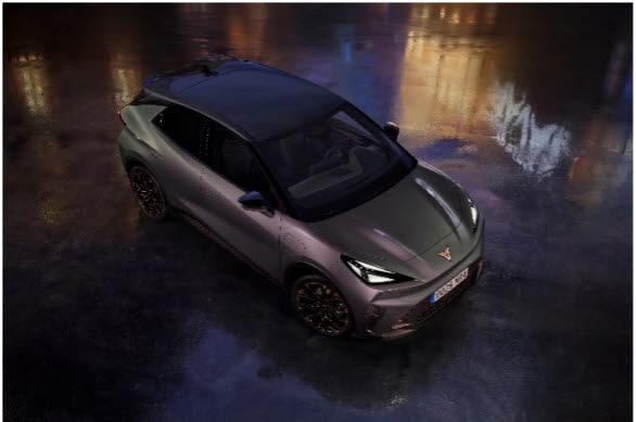 Möjligt att individualisera din bil med separat färg på taket. CUPRA Raval 2026.